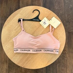 Calvin Klein Women's Pink Bralette new with tags, small